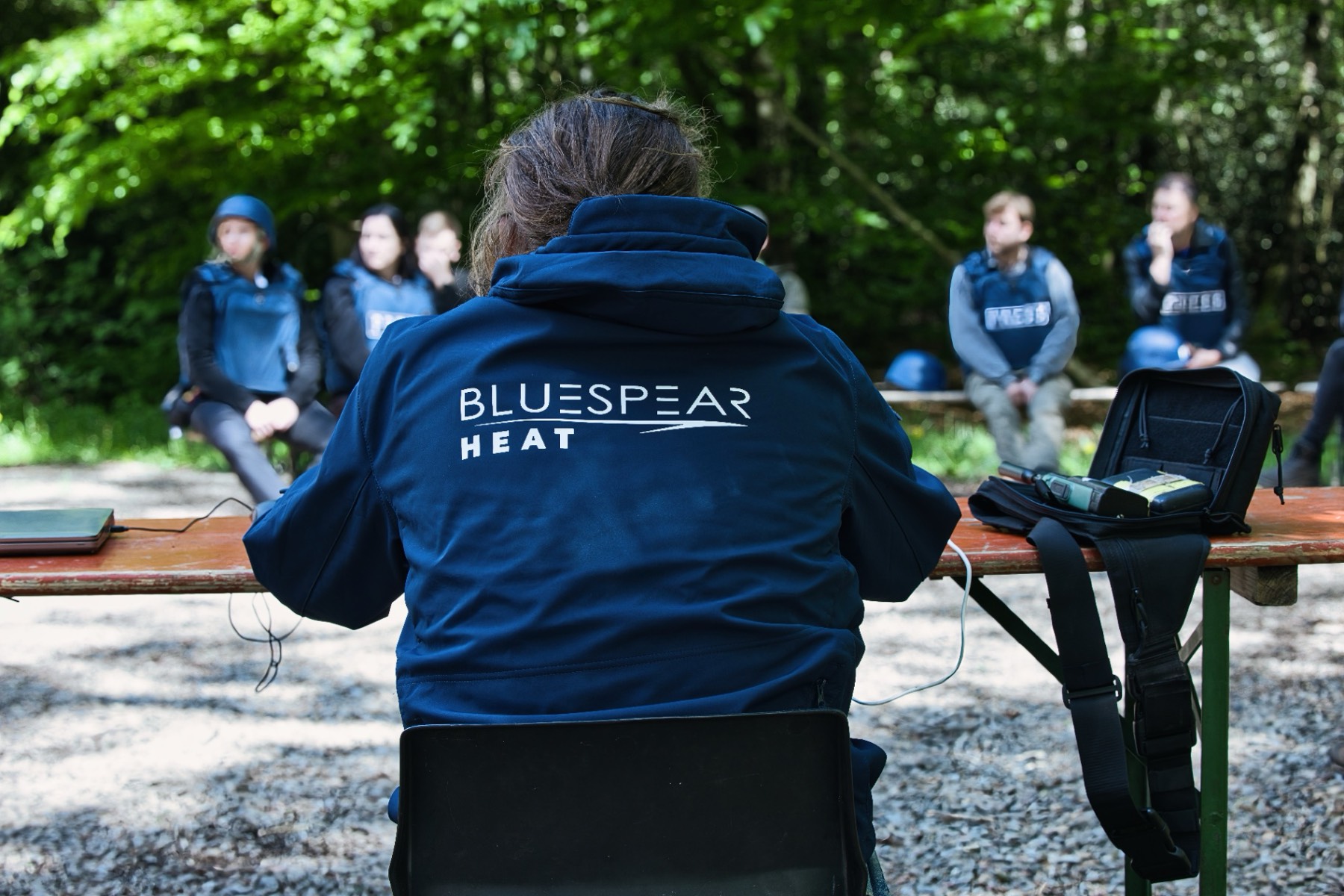 Outdoor briefing in BLUESPEARHEAT jacket